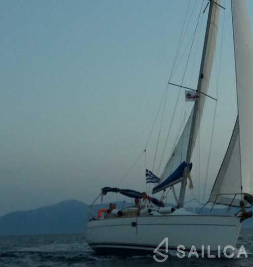 Sun Odyssey 35 - Yacht Charter Sailica