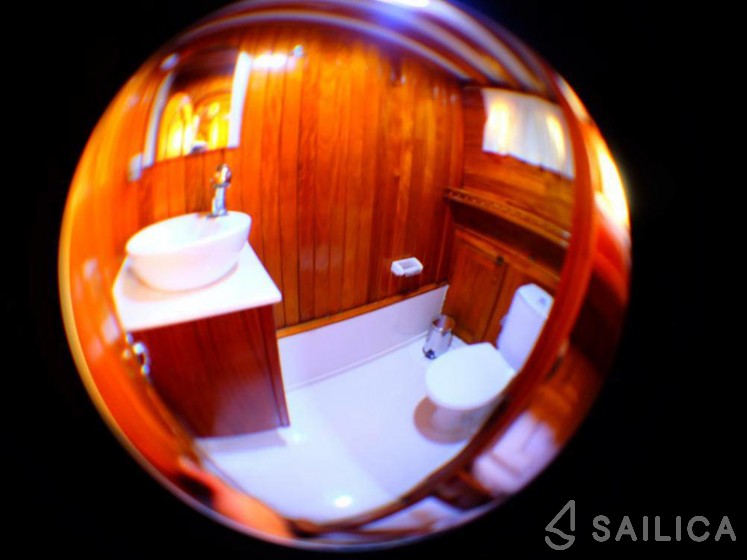Gulet - Yacht Charter Sailica