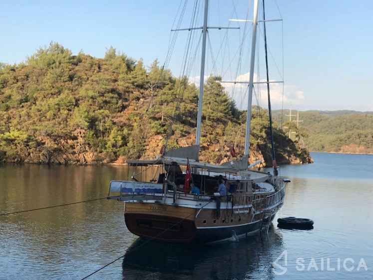 Gulet - Yacht Charter Sailica