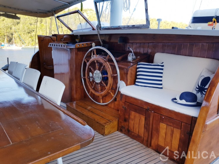 Gulet - Yacht Charter Sailica