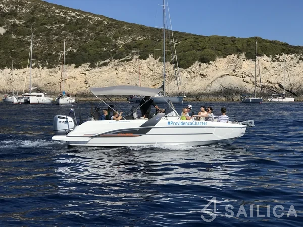 Beneteau Flyer 7.7 SUNdeck - Yacht Charter Sailica