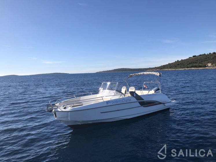 Beneteau Flyer 7.7 SUNdeck - Yacht Charter Sailica