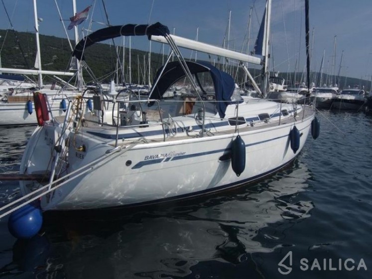 Bavaria 42 Cruiser - Yacht Charter Sailica