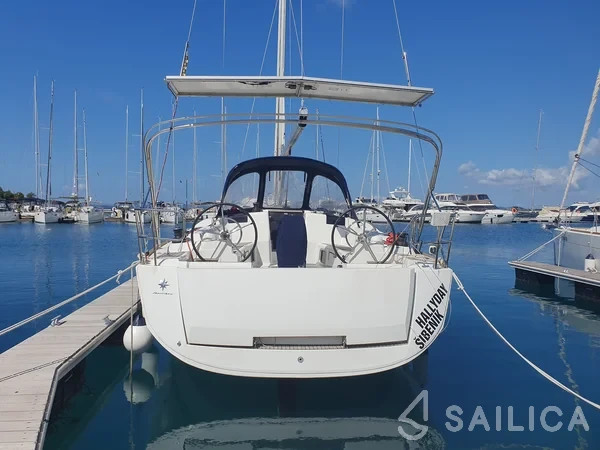 Sun Odyssey 449 - Yacht Charter Sailica