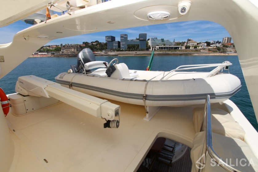 Astondoa 82 GLX - Yacht Charter Sailica
