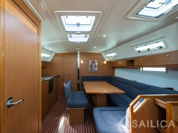 Bavaria 40 Cruiser - Yacht Charter Sailica