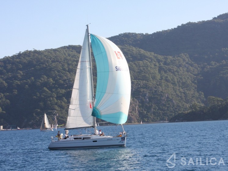 Sun Odyssey 36i - Yacht Charter Sailica