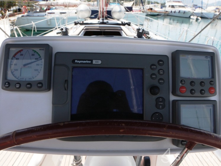 Sun Odyssey 36i - Yacht Charter Sailica