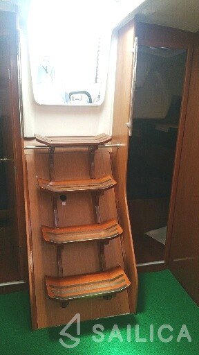 Oceanis 43 - Yacht Charter Sailica