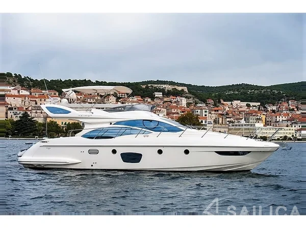 Azimut 47 - Yacht Charter Sailica