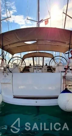 Sun Odyssey 519 - Yacht Charter Sailica