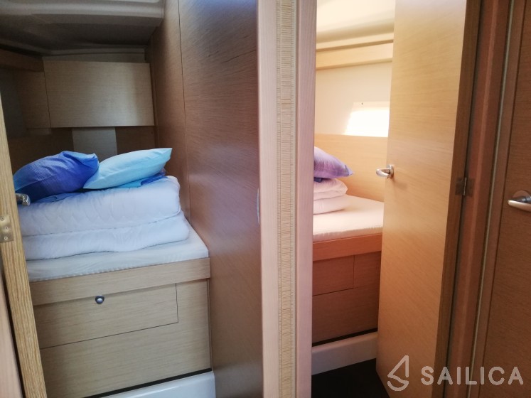 Hanse 458 - Yacht Charter Sailica