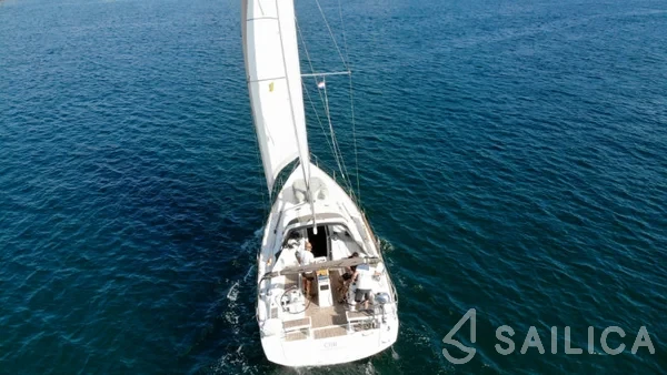 Oceanis 38 - Yacht Charter Sailica