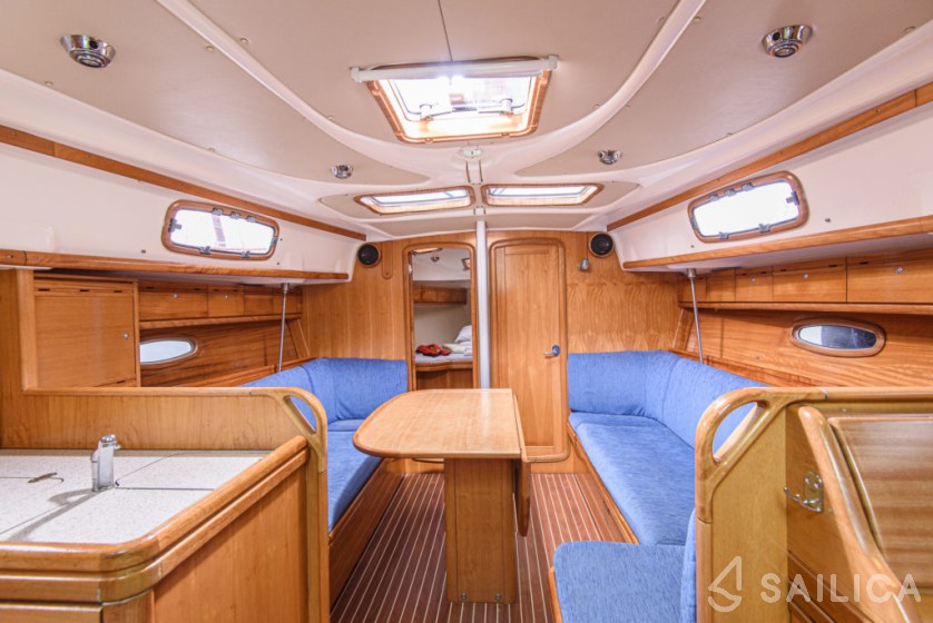 Bavaria 37 Cruiser - Yacht Charter Sailica