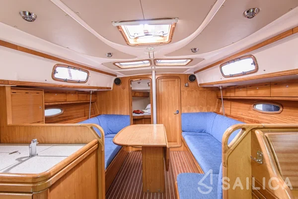 Bavaria 37 Cruiser - Yacht Charter Sailica