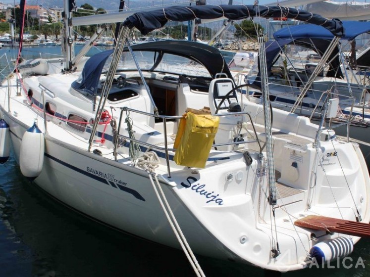Bavaria 37 Cruiser - Yacht Charter Sailica