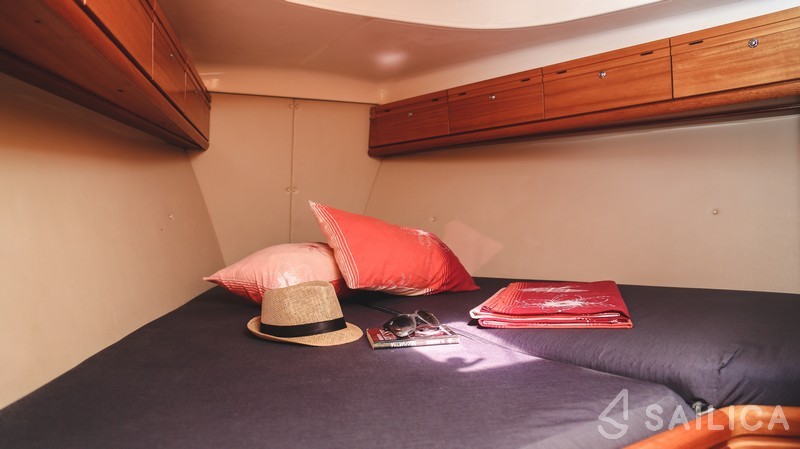 Bavaria 37 Cruiser - Yacht Charter Sailica