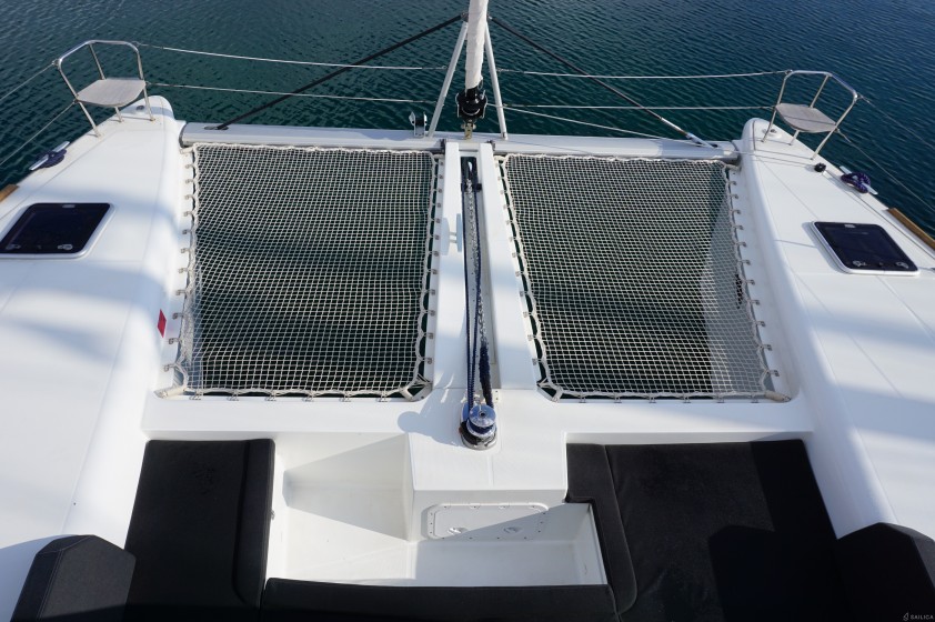 Lagoon 450 S - 4 + 2 cab. - Yacht Charter Sailica