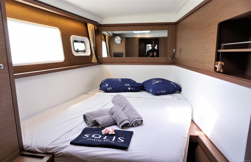 Lagoon 450 S - 4 + 2 cab. - Yacht Charter Sailica