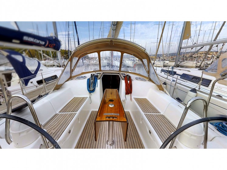 Dufour 375 Grand Large - Yacht Charter Sailica