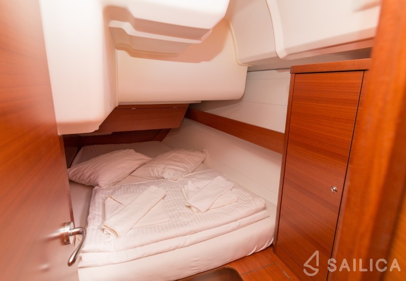 Dufour 375 Grand Large - Yacht Charter Sailica