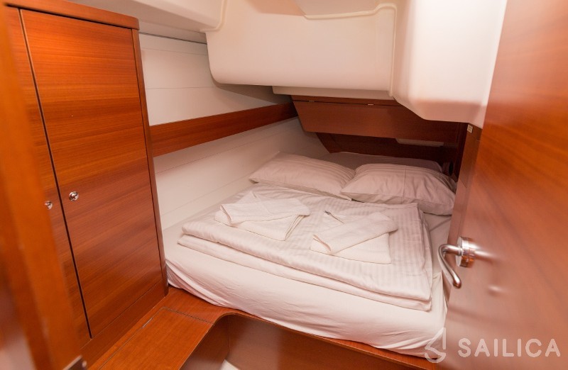 Dufour 375 Grand Large - Yacht Charter Sailica