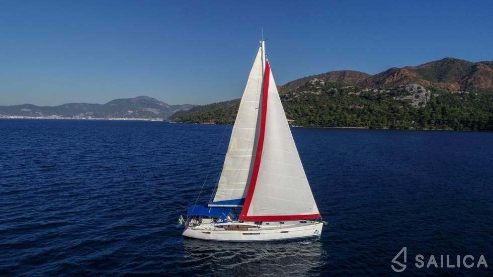 Jeanneau 53 - Yacht Charter Sailica