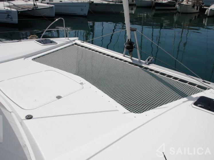 Lucia 40 - Yacht Charter Sailica