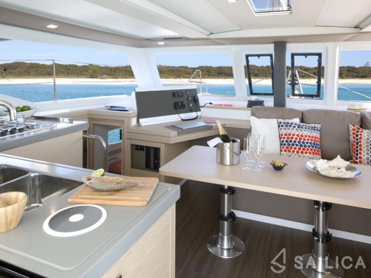 Lucia 40 - Yacht Charter Sailica