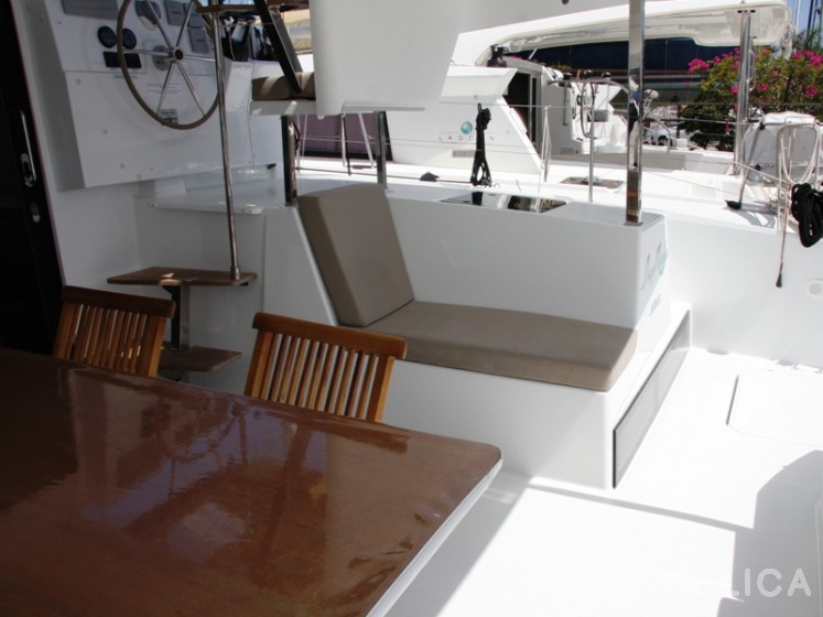 Lucia 40 - Yacht Charter Sailica