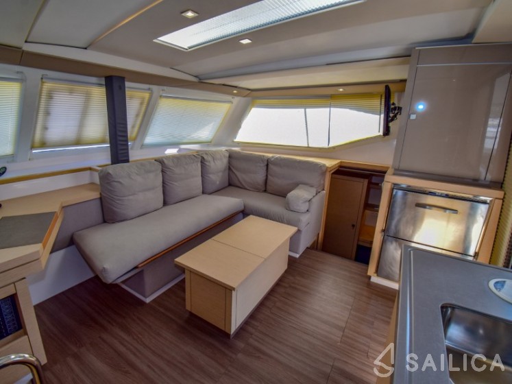 Lucia 40 - Yacht Charter Sailica