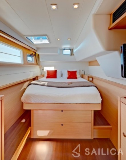 Lagoon 450 S - 4 + 2 cab. - Yacht Charter Sailica