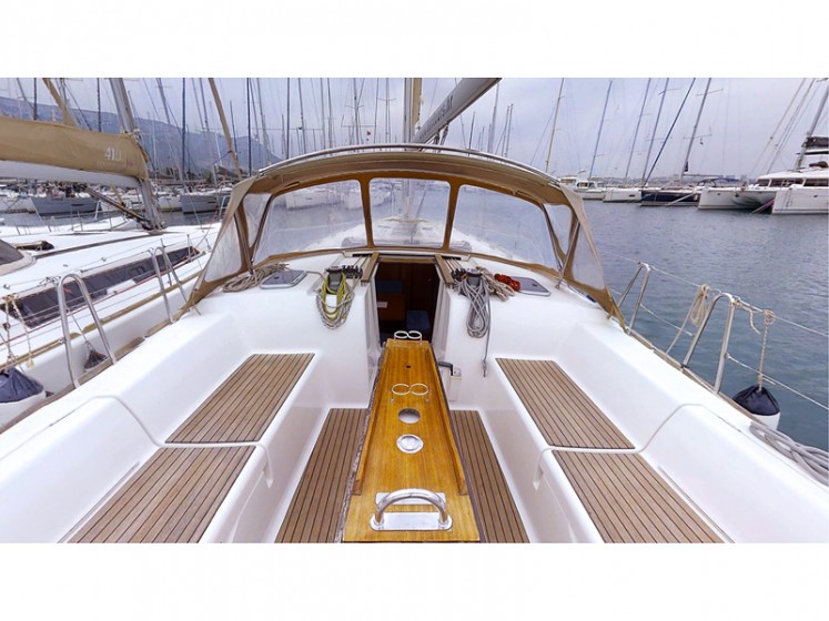Dufour 445 Grand Large - Yacht Charter Sailica