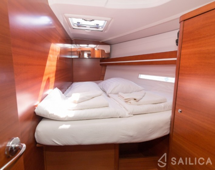 Dufour 445 Grand Large - Yacht Charter Sailica