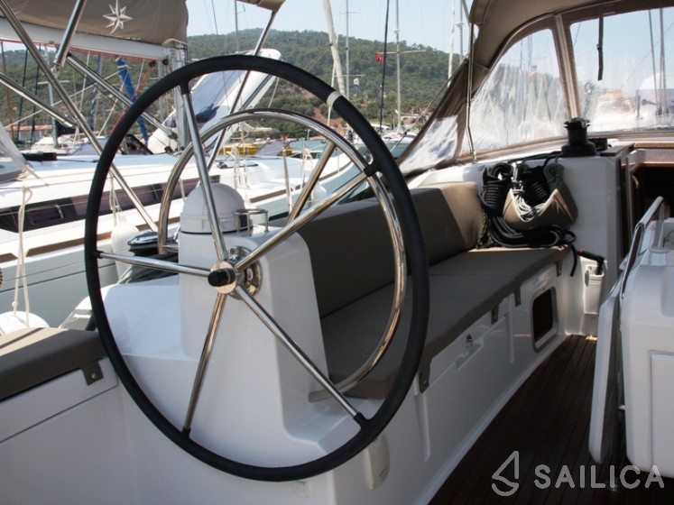Sun Odyssey 479 - Yacht Charter Sailica