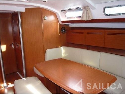 Cyclades 43.4 - Yacht Charter Sailica
