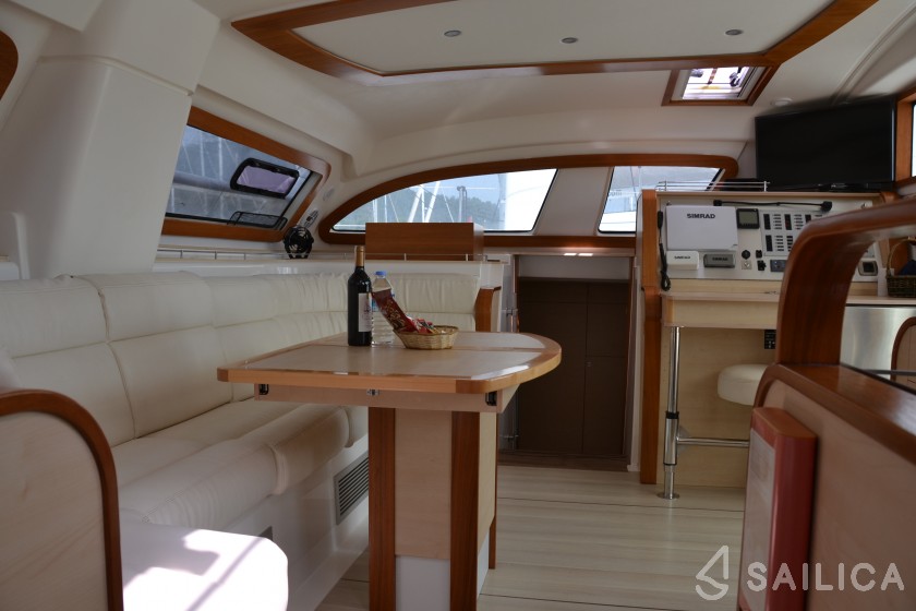 Catana 47 - Yacht Charter Sailica