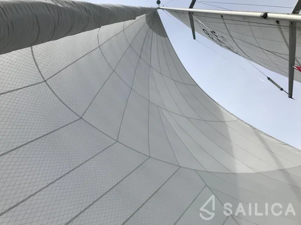 X 4-3 - Yacht Charter Sailica