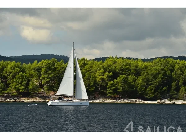 Sun Odyssey 349 - Yacht Charter Sailica