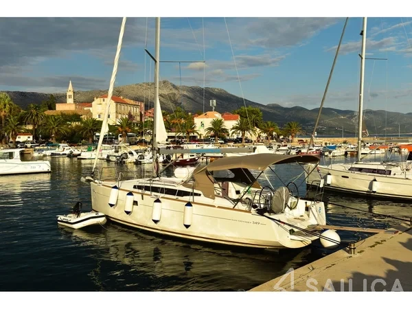Sun Odyssey 349 - Yacht Charter Sailica