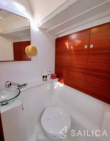 Dufour 460 GL - Yacht Charter Sailica