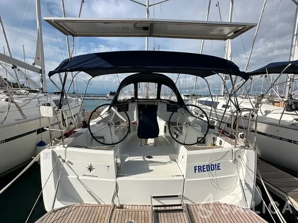 Sun Odyssey 389 - Yacht Charter Sailica