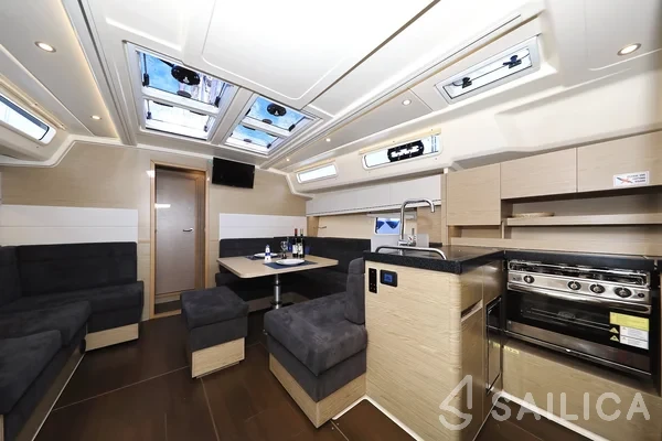 Hanse 458 - Yacht Charter Sailica