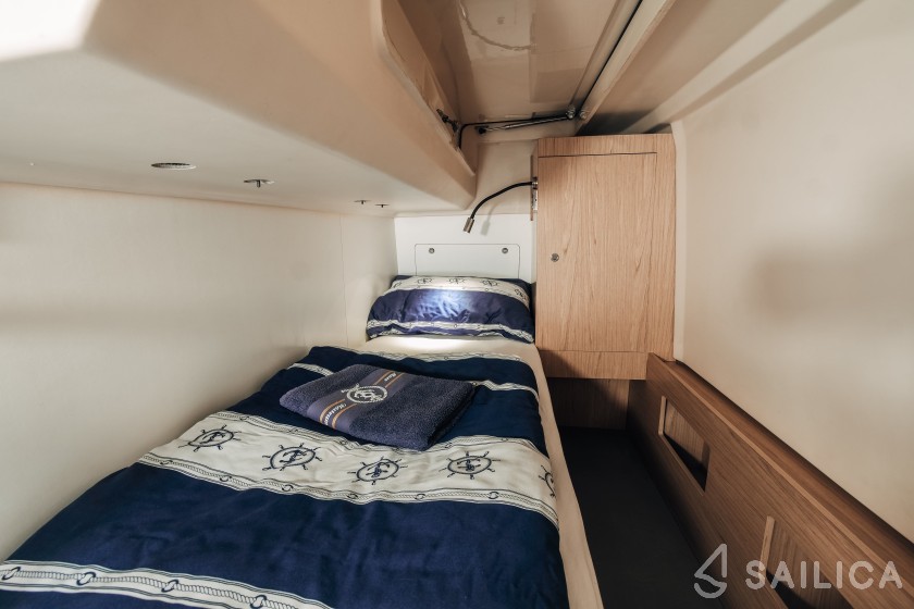 Monte Carlo 5 - Yacht Charter Sailica