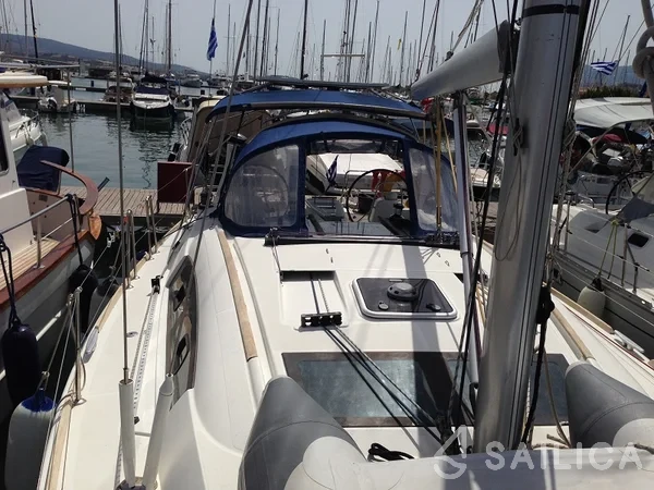 Oceanis 40 - Yacht Charter Sailica