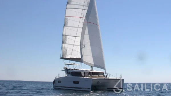 Lucia 40 - Yacht Charter Sailica