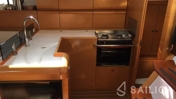 Sun Odyssey 439 - Yacht Charter Sailica