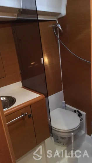 Sun Odyssey 439 - Yacht Charter Sailica