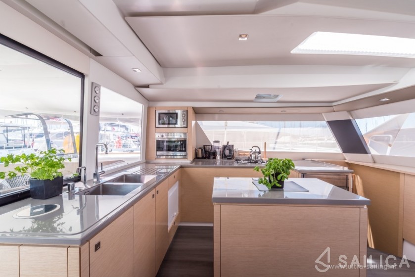 Saba 50 - Yacht Charter Sailica