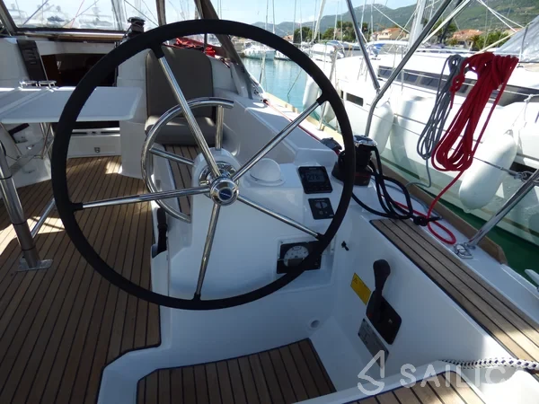 Sun Odyssey 389 - Yacht Charter Sailica